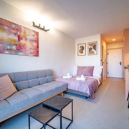 Stylovy - Pri Centre S Balkonom Apartmán Kosice