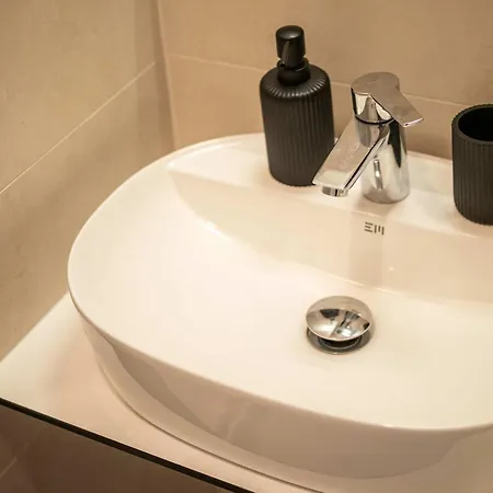 Stylovy - Pri Centre S Balkonom * קושיצה