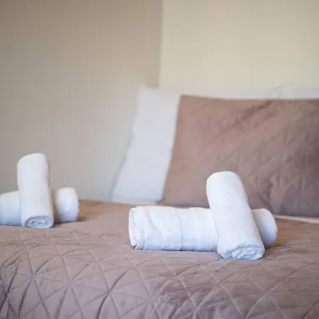 Stylovy - Pri Centre S Balkonom דירה