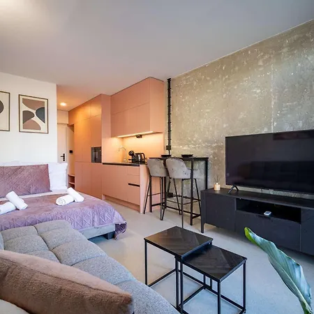 Stylovy - Pri Centre S Balkonom Apartmán Kosice